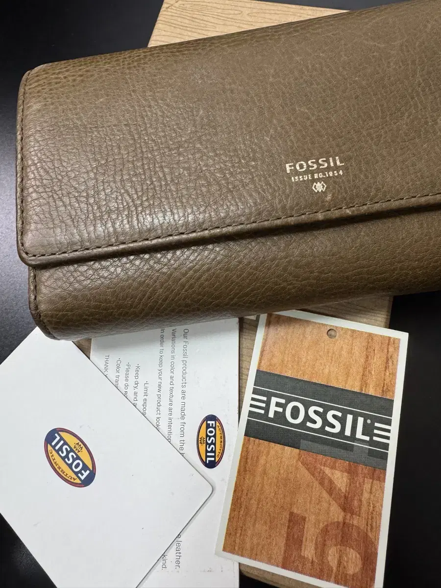 파슬 FOSSIL 소가죽 장지갑